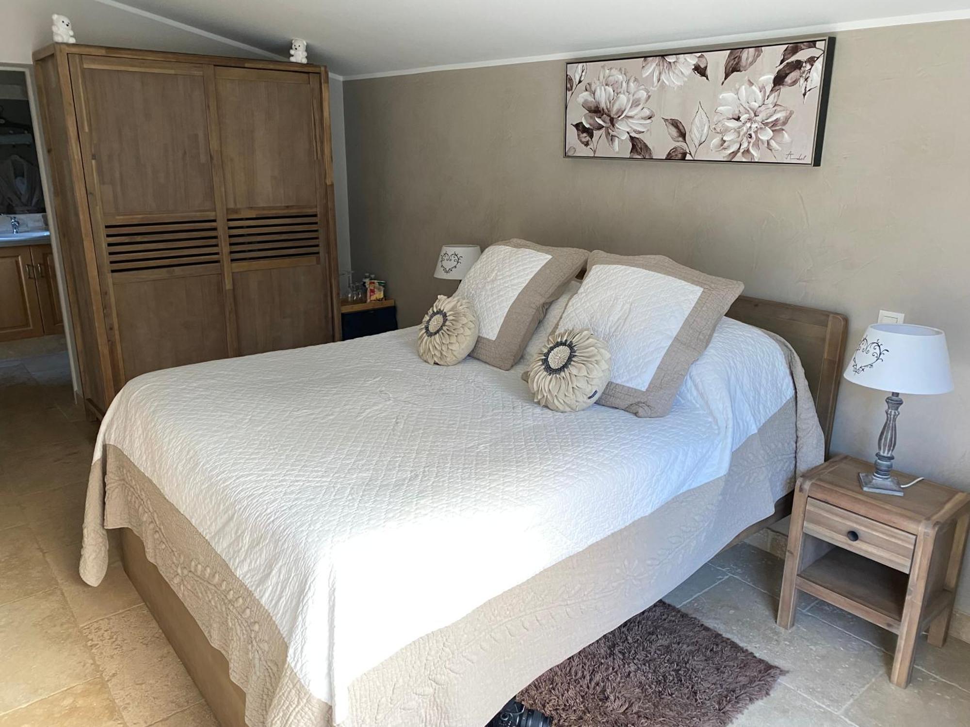 Bed and Breakfast Le Refuge Mornas Exterior foto