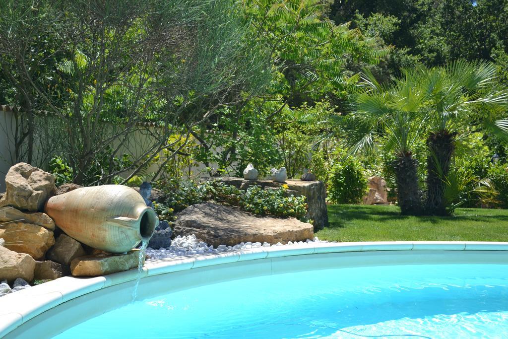 Bed and Breakfast Le Refuge Mornas Exterior foto